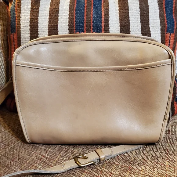 Vintage Coach Putty Leather Brighton Bag - Picture 2 of 9